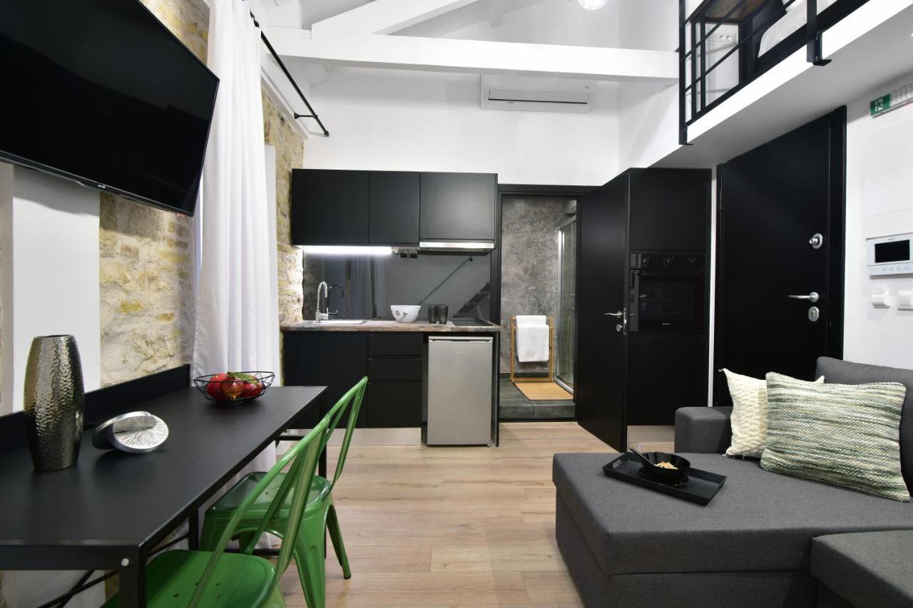 Queen 4 Apartment In The Heart Of The Corfu Historical Old Town Center Exterior photo